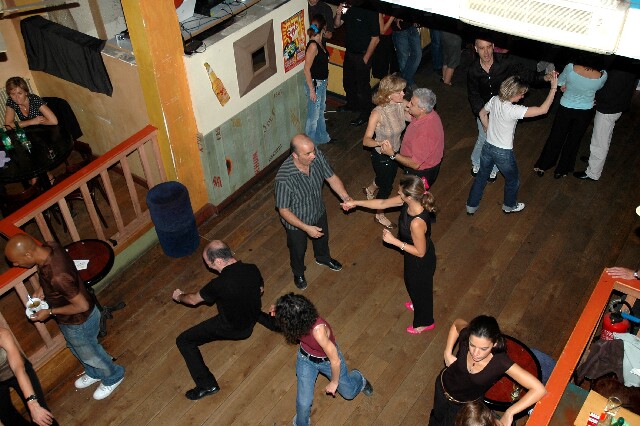 min 2006 10 03 latino 093